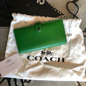 All profit donated! Green trifold Coach wallet